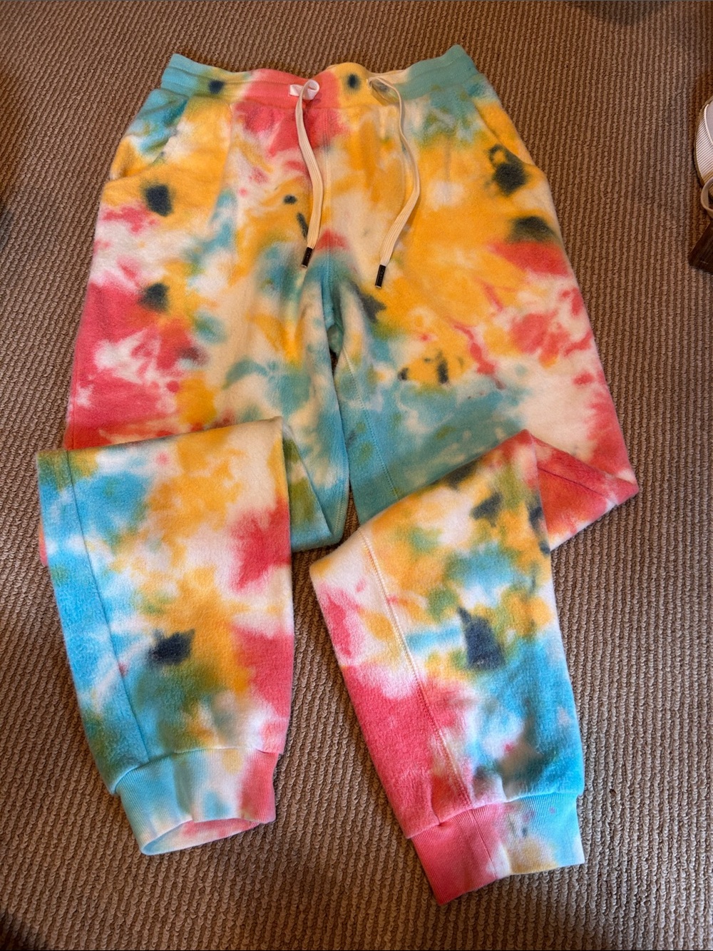 NWOT feat Tie-Dye Fleece Joggers size small